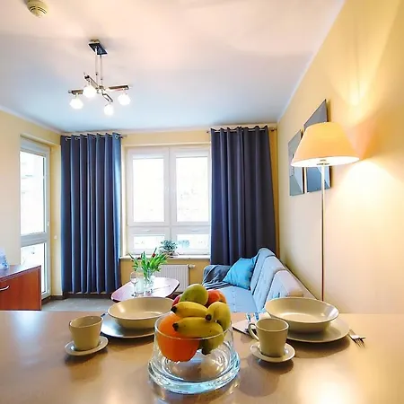 W By Onholidaypl, Kolobrzeg, Ul Kosciuszki 16 *