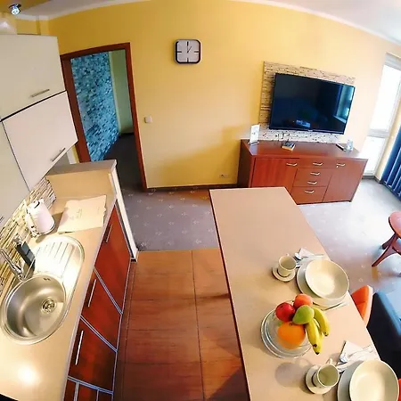 W By Onholidaypl, Kolobrzeg, Ul Kosciuszki 16 *