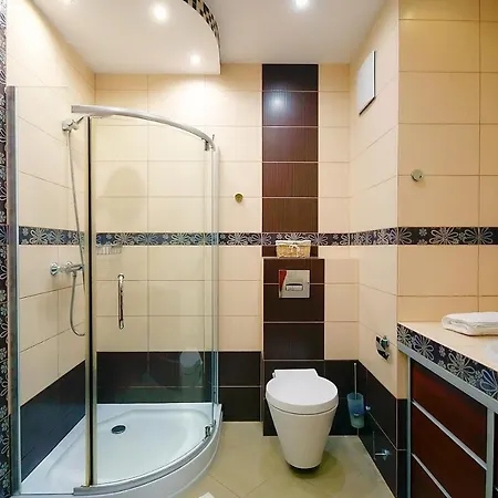 W By Onholidaypl, Kolobrzeg, Ul Kosciuszki 16 *